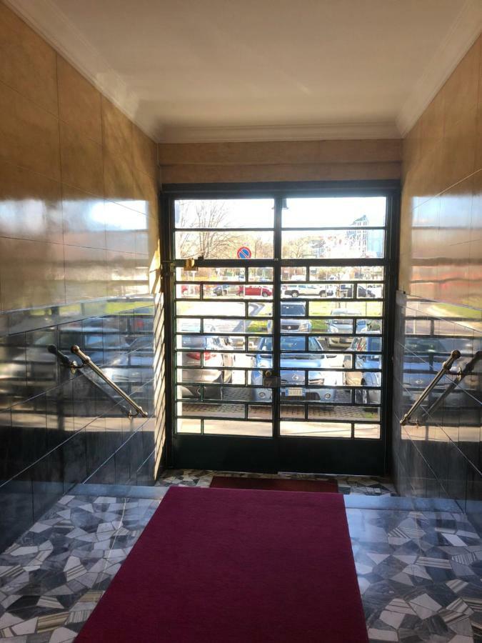 Giotto'S House Apartment Милано Екстериор снимка